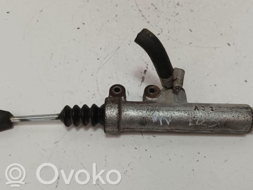 Mercedes-Benz 100 W631 Pompa della frizione