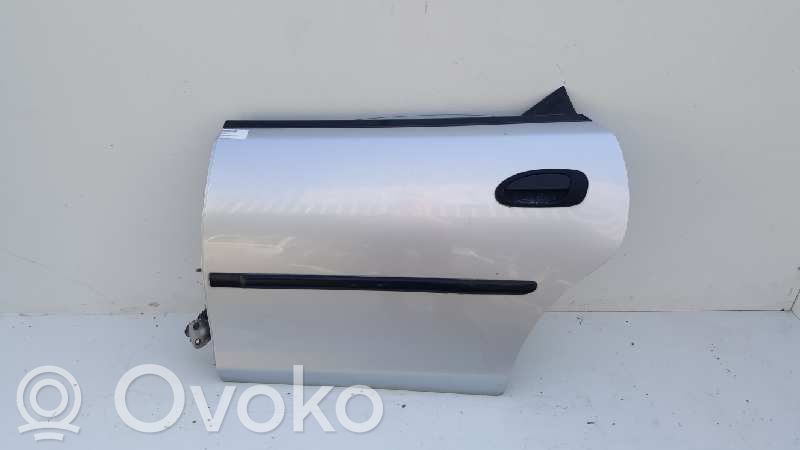 Drzwi tylne   B22R73020A