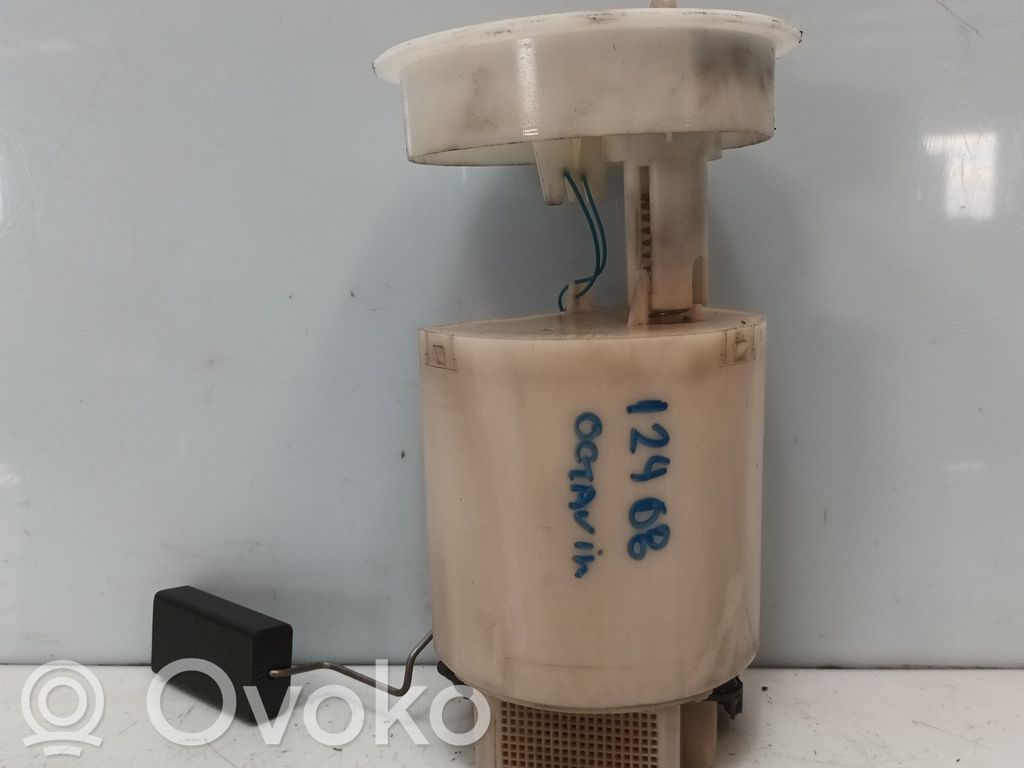 Skoda Octavia Mk1 (1U) Pompe à carburant 