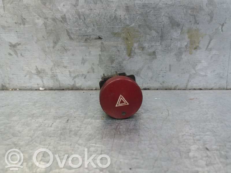 Botón interruptor de luz de peligro   9644845777
