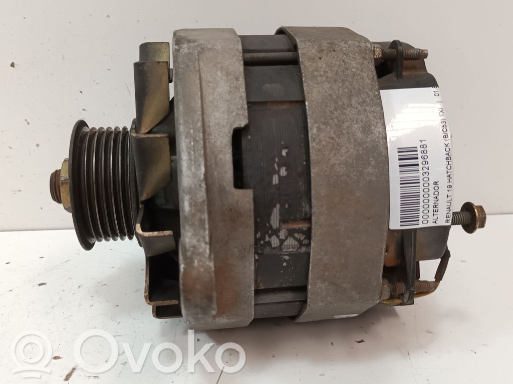 Alternator   934861