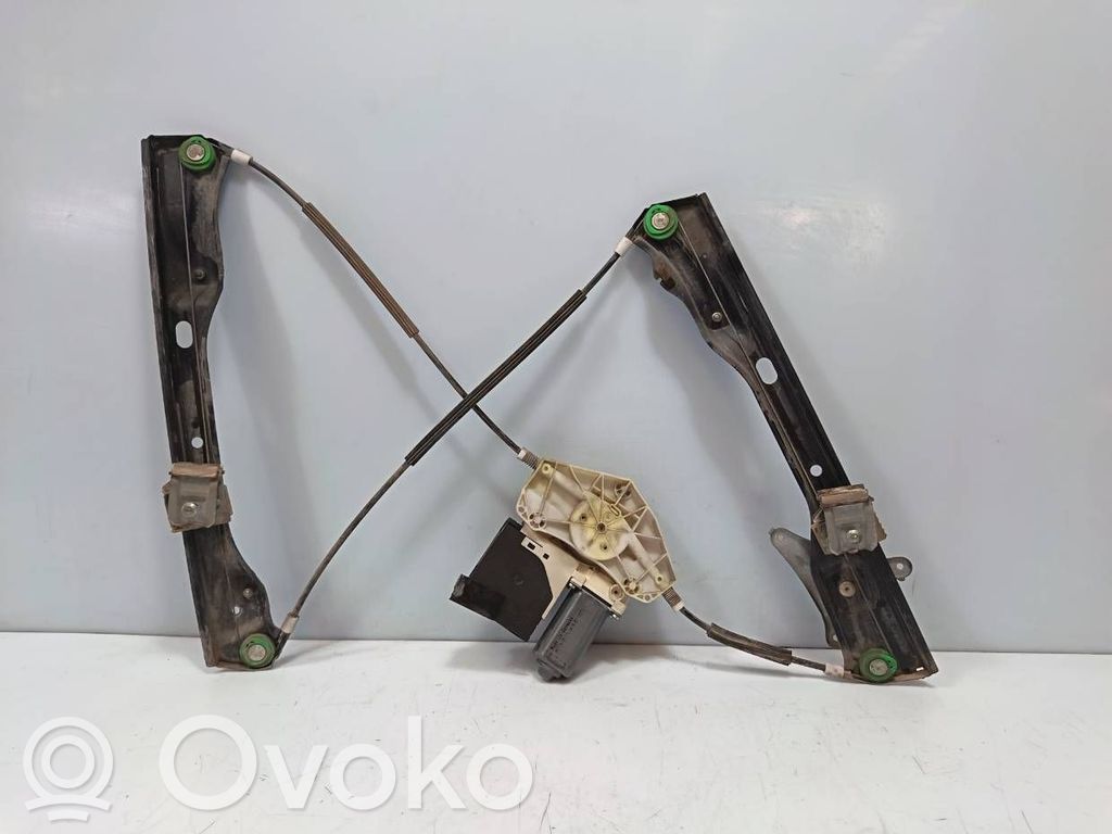 Volkswagen PASSAT B6 Elektryczny podnośnik szyby drzwi przednich 