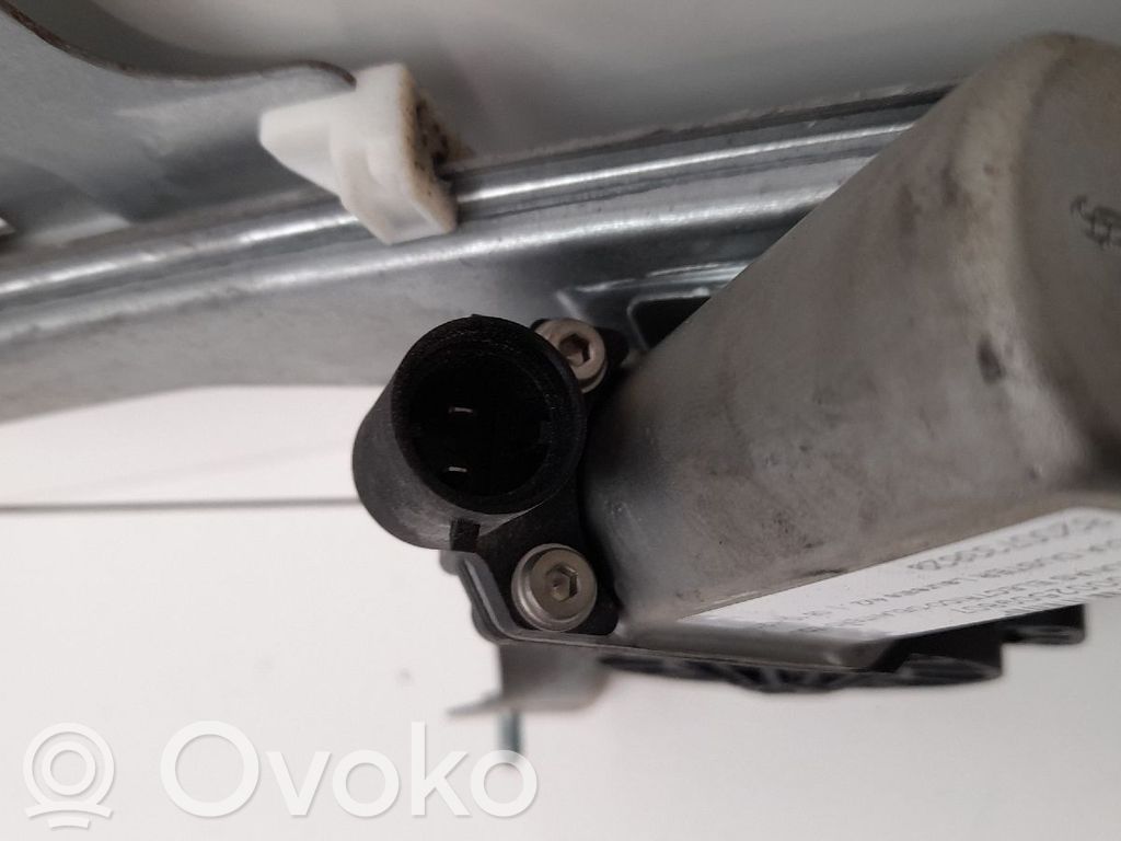 Dacia Duster Mécanisme de lève-vitre avec moteur 