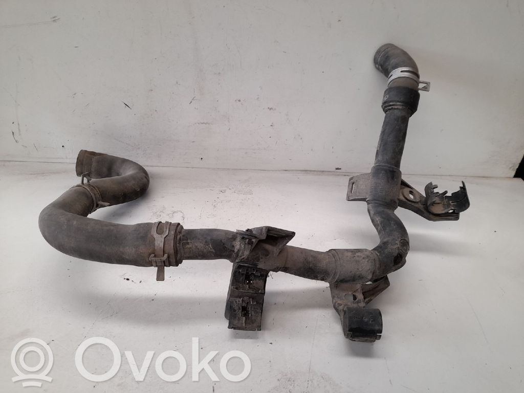 Peugeot 307 Tube d'admission de tuyau de refroidisseur intermédiaire 