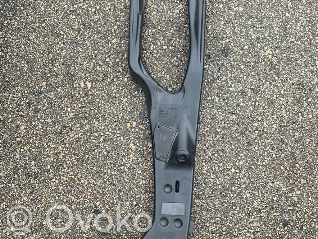 BMW 5 E60 E61 Välijäähdyttimen ilmanohjauksen ilmakanava 