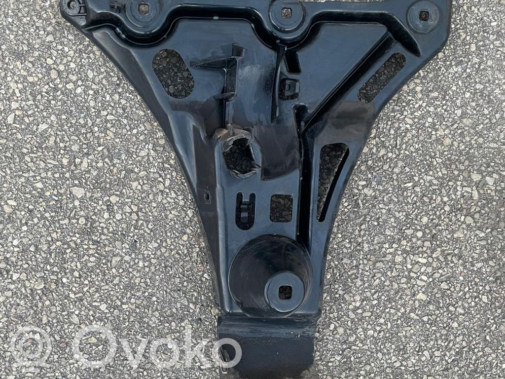 Rear bumper mounting bracket   7060796