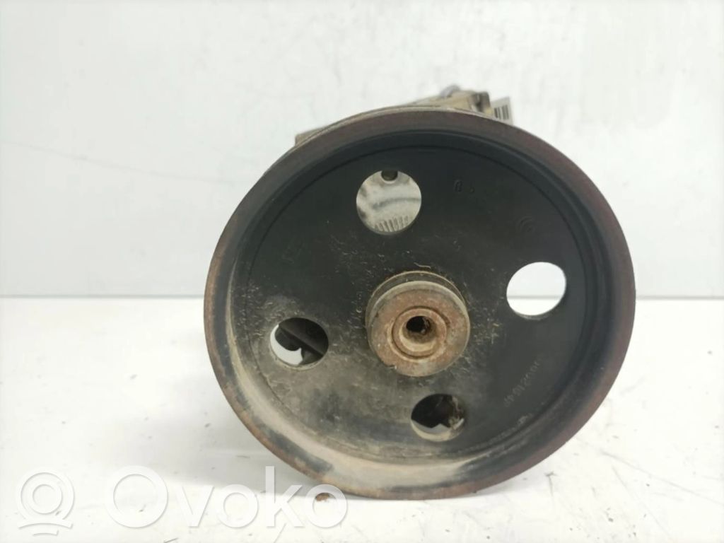 Chrysler Voyager Pompe direction assistée