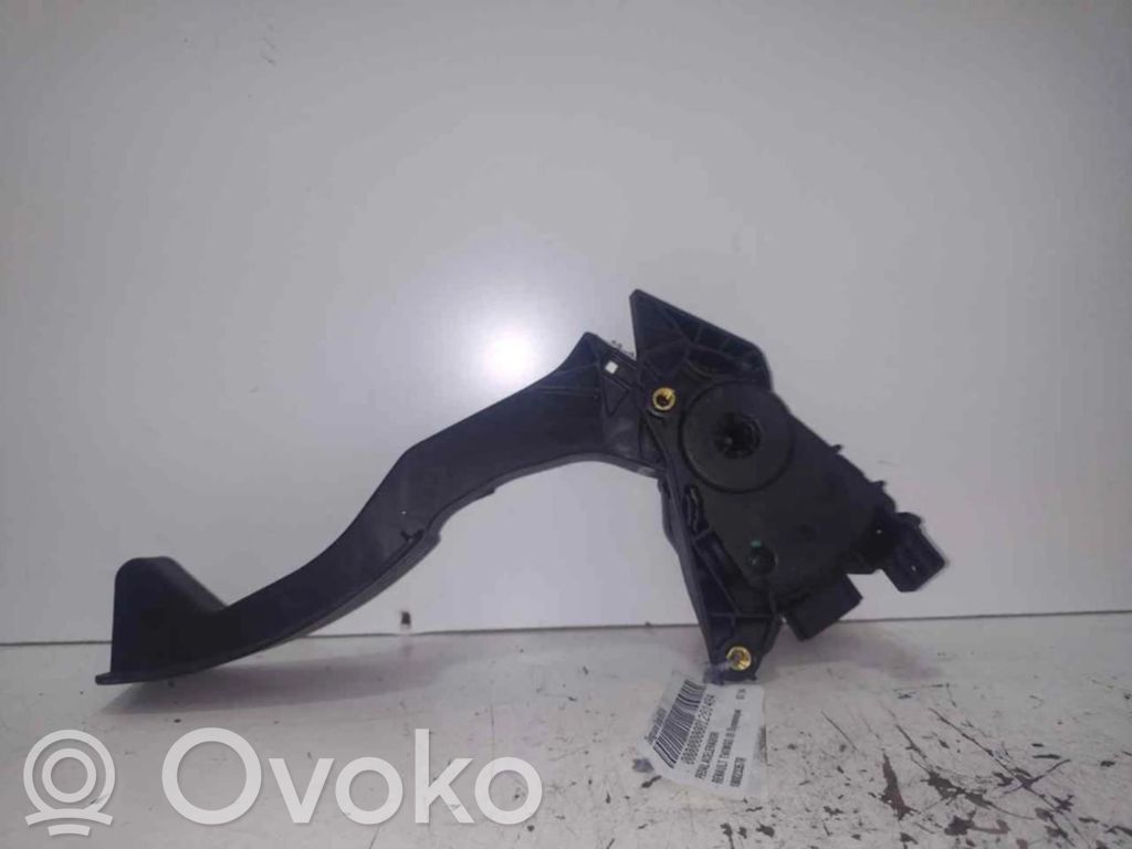 Pedală accelerație   180023357R,180023357R