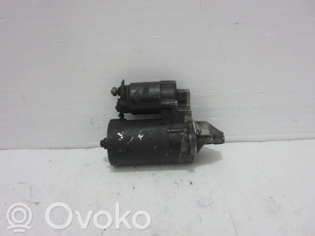 Rozrusznik   000106011