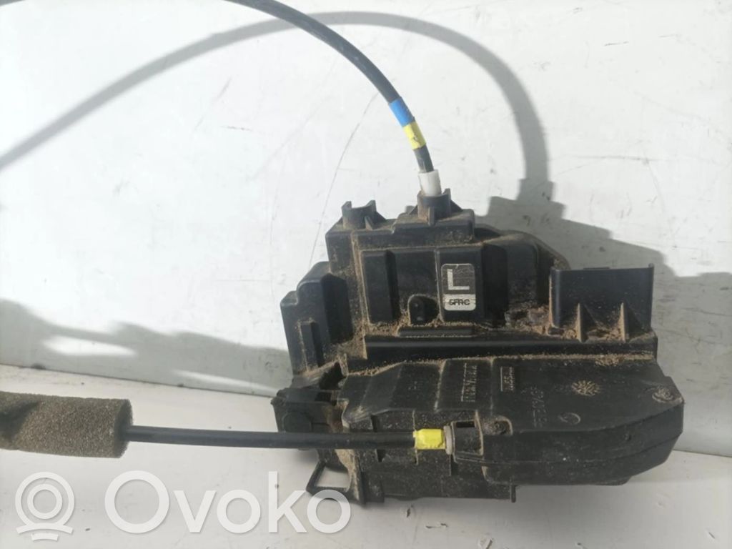 Nissan Micra Zamek drzwi przednich 