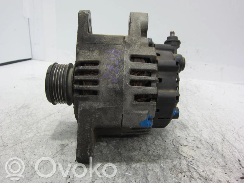 Alternador   373002A110