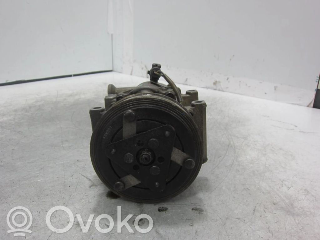 Ford Fiesta Ilmastointilaitteen kompressorin pumppu (A/C) 