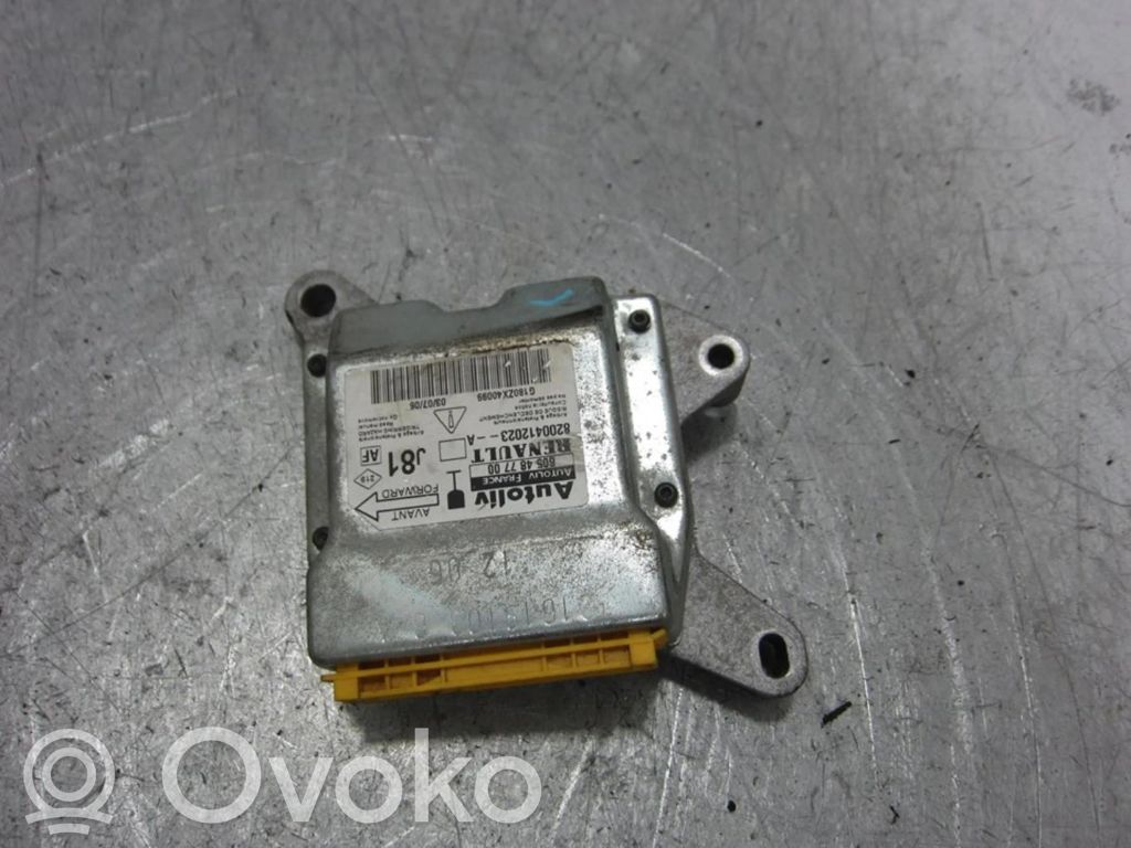 Unidad de control/módulo del Airbag   8200412023