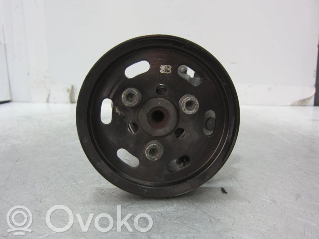 Audi A4 S4 B5 8D Servopumpe 