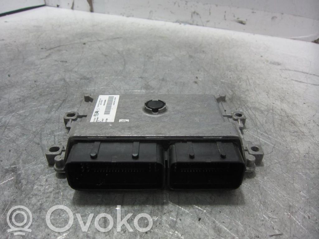Peugeot 208 I Unitate control motor/modul ECU 