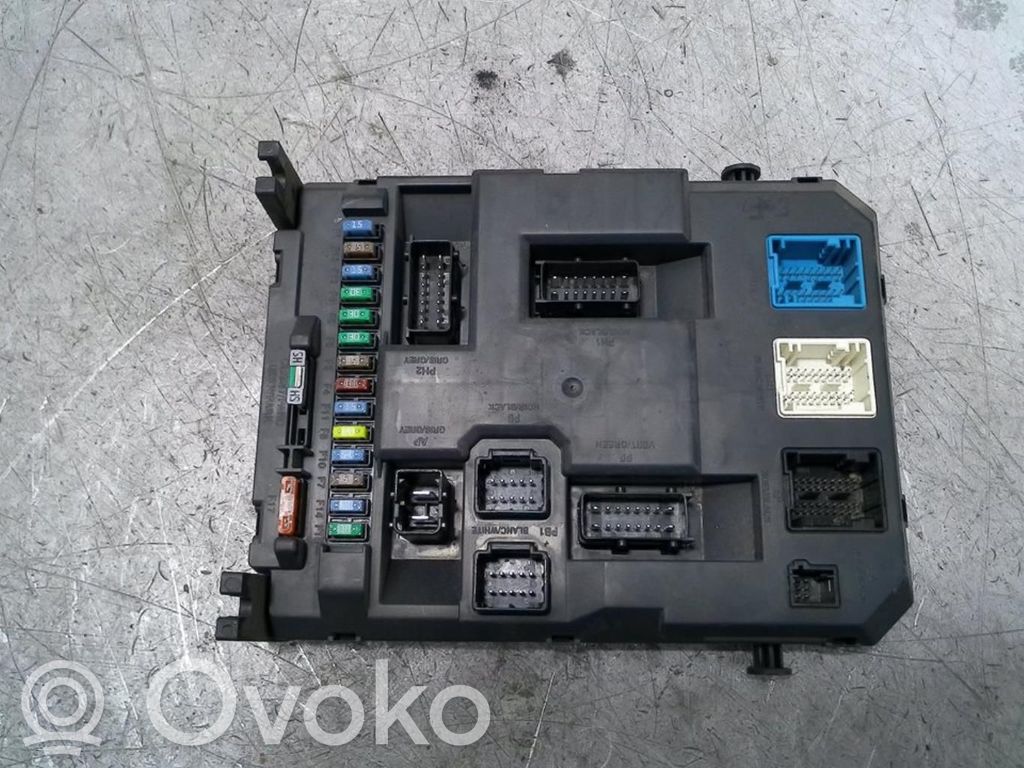 Módulo de fusible   9674016980