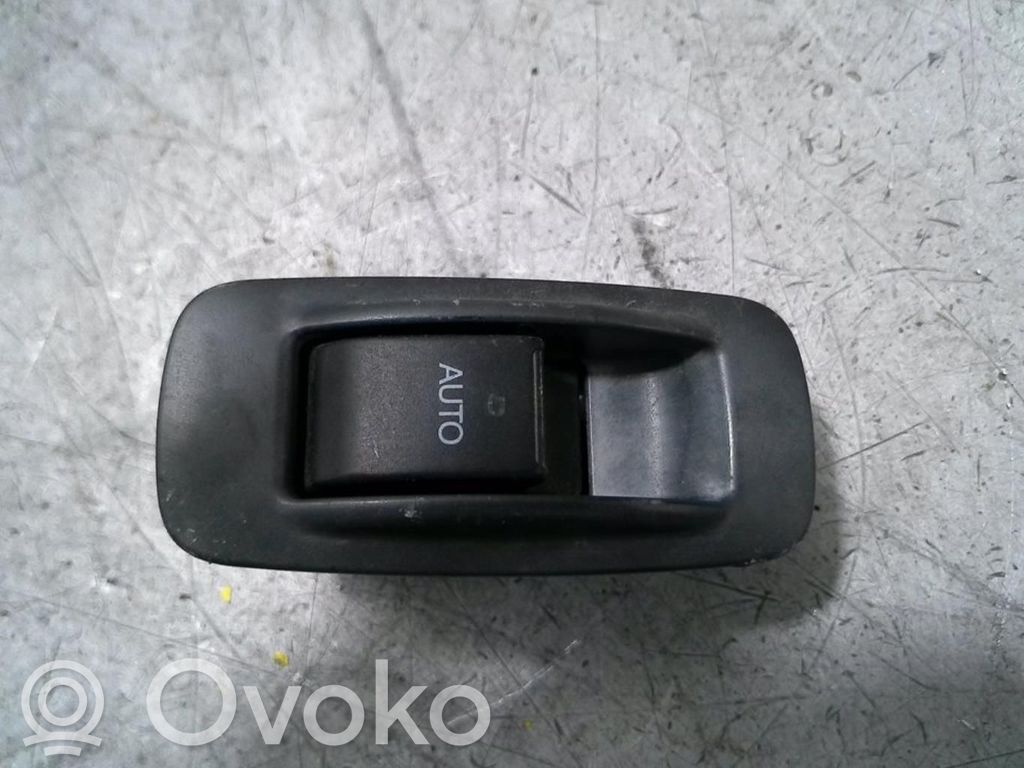 Comutator comandă geamuri electrice   8480102411B1