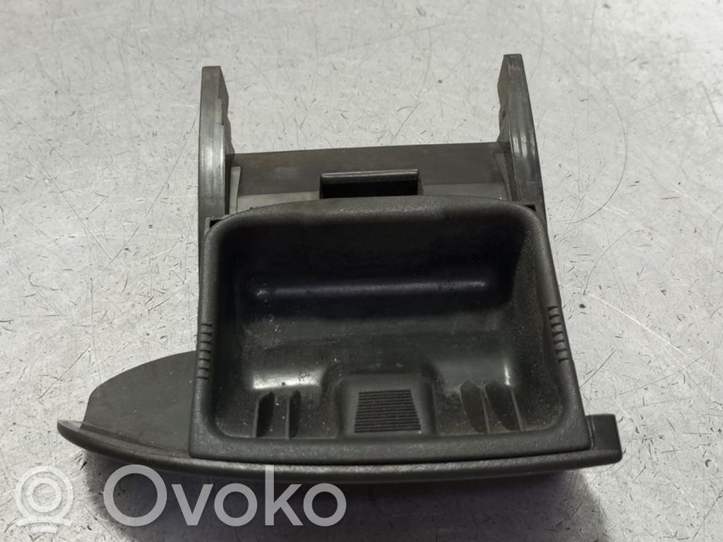 Fiat Punto (188) Cendrier 