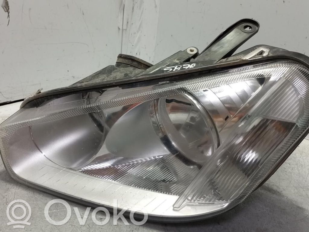 Ford C-MAX I Phare frontale 