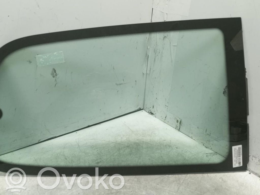 Peugeot 307 Szyba karoseryjna tylna
