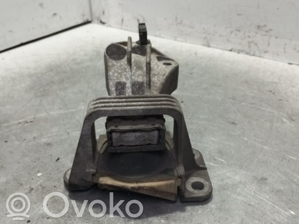 Renault Scenic II -  Grand scenic II Engine mounting bracket 