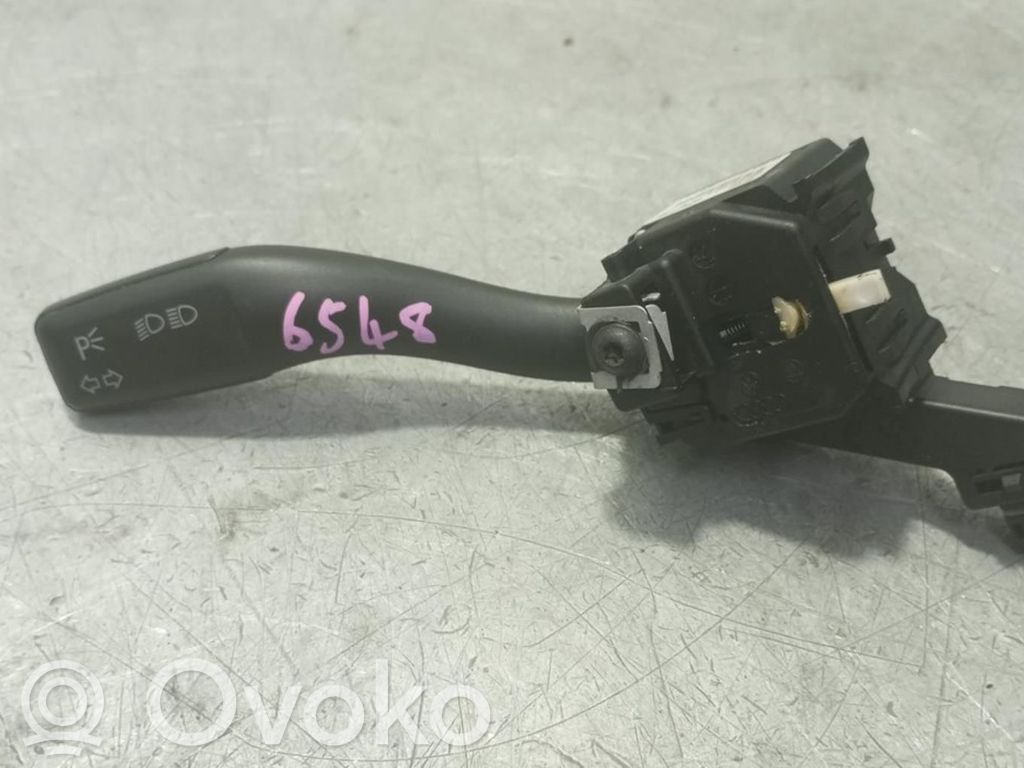 Audi A3 S3 A3 Sportback 8P Leva/interruttore dell’indicatore di direzione e tergicristallo