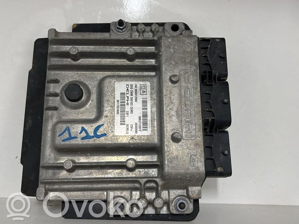 Citroen C4 Grand Picasso Unitate control motor/modul ECU 