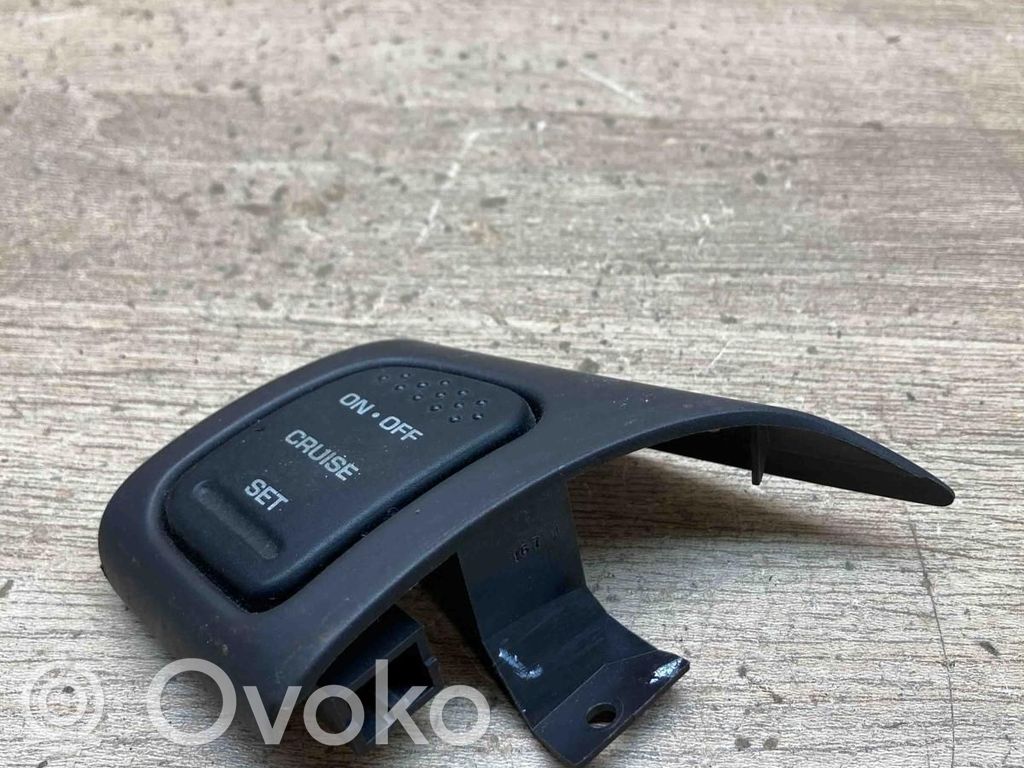 Jeep Grand Cherokee (WJ) Steering wheel buttons/switches 