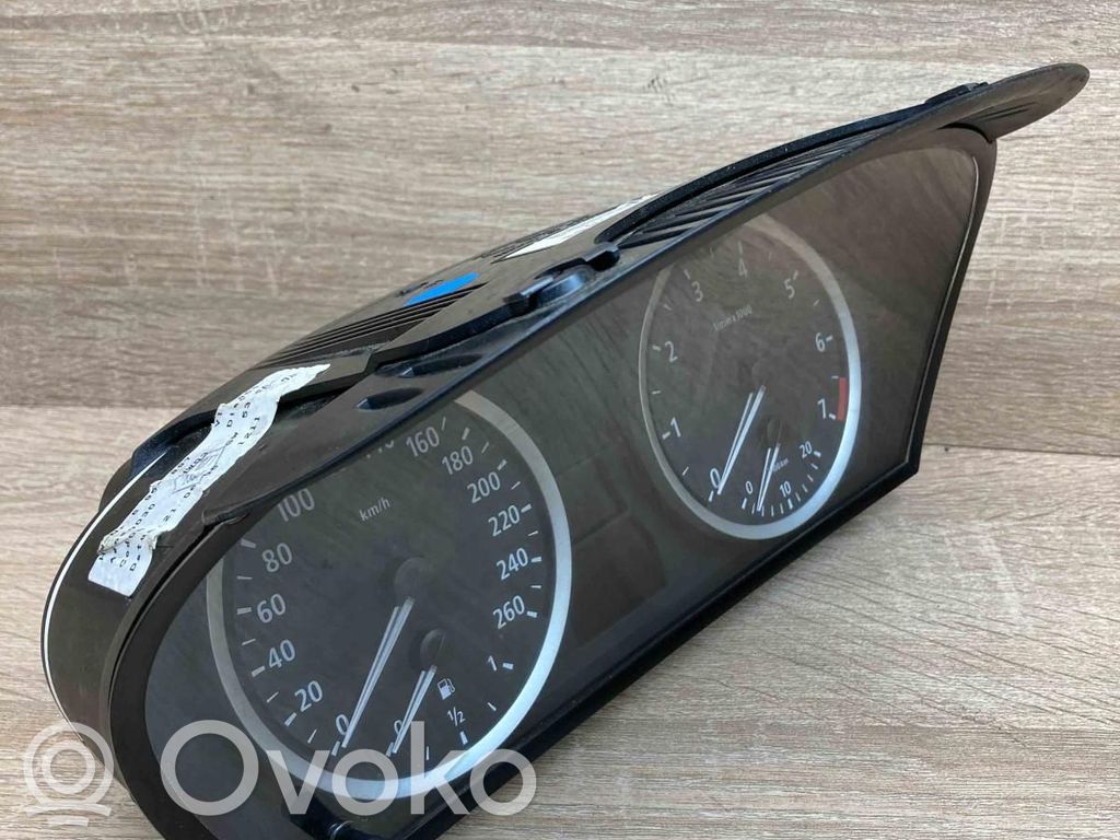 BMW 5 E60 E61 Speedometer (instrument cluster) 