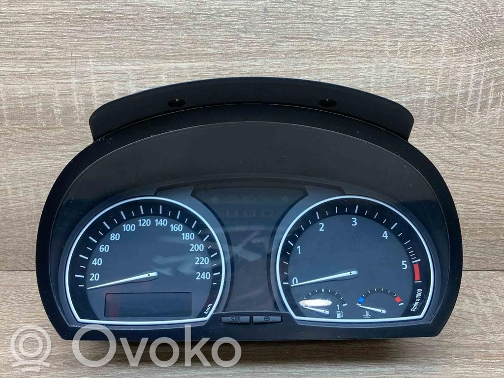 BMW X3 E83 Speedometer (instrument cluster) 