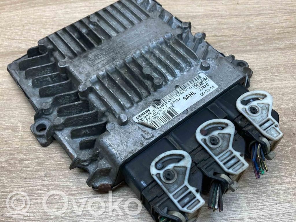 Ford C-MAX I Engine control unit/module ECU 