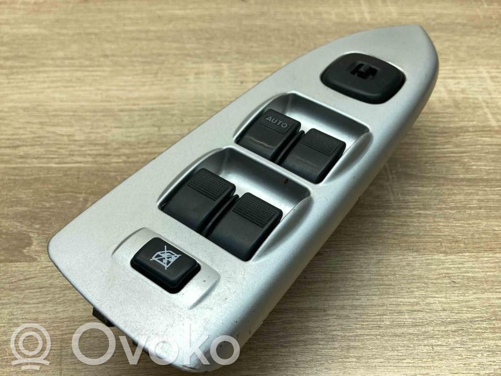 Mazda Premacy Electric window control switch 