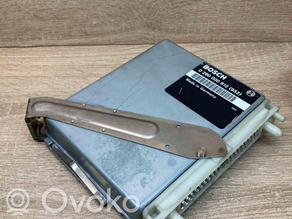 Volvo 850 Engine control unit/module ECU 