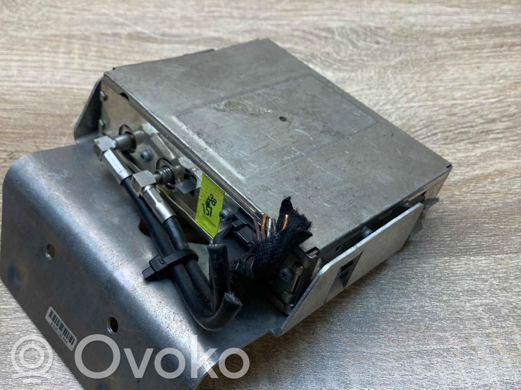 Audi A8 S8 D2 4D GPS navigation control unit/module 