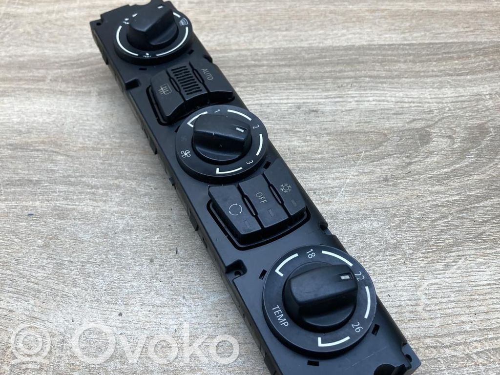 BMW 5 E60 E61 Climate control unit 