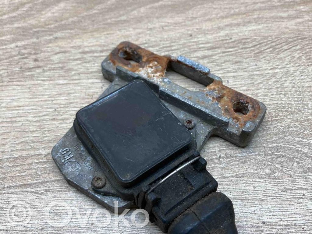 Opel Kadett E Ignition amplifier control unit 