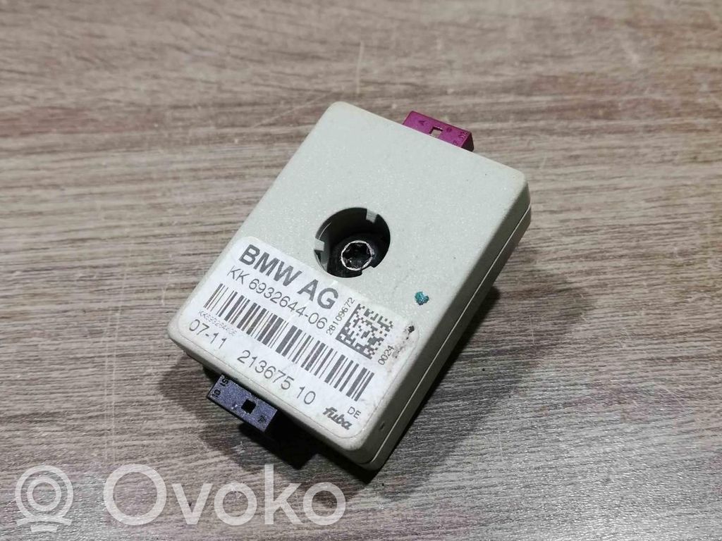BMW 3 E90 E91 Antenos stiprintuvas 