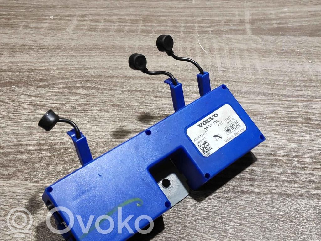 Volvo XC70 Aerial antenna amplifier 