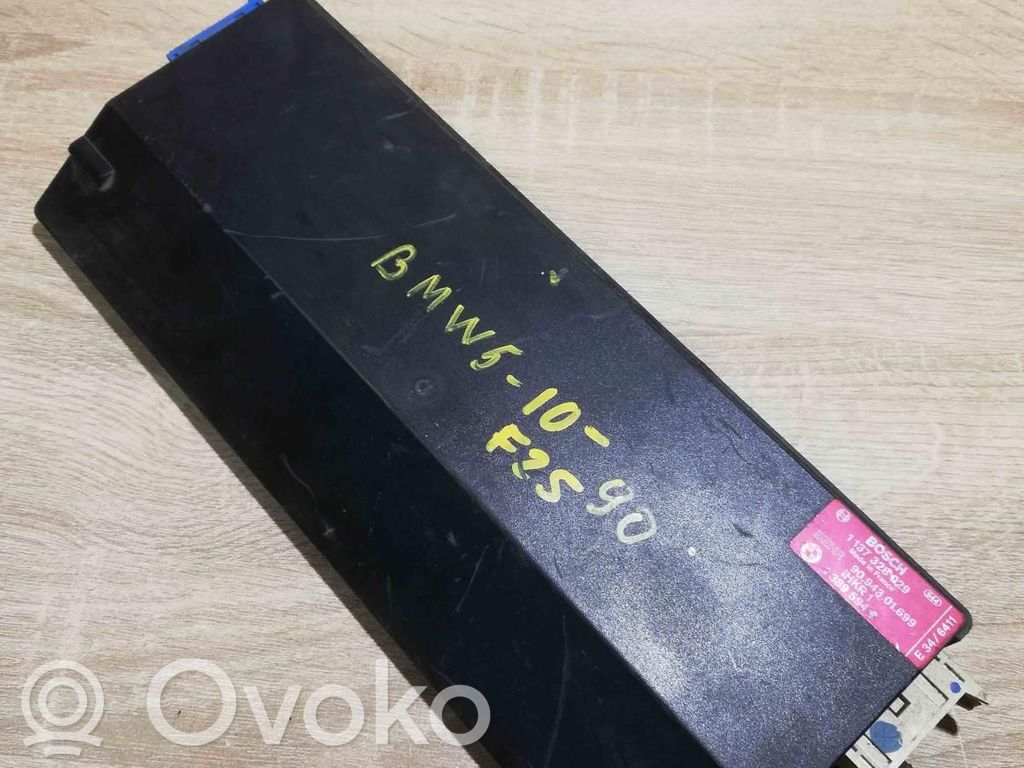 BMW 5 E34 Komforta modulis 