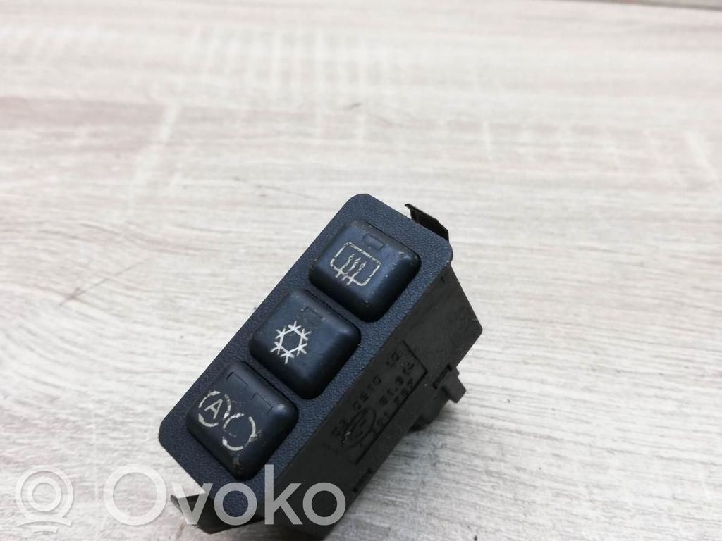 BMW 5 E34 Climate control unit 