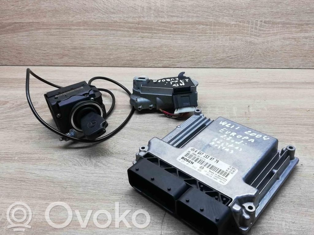 Unité de commande, module ECU de moteur   A6471530779,2115451408