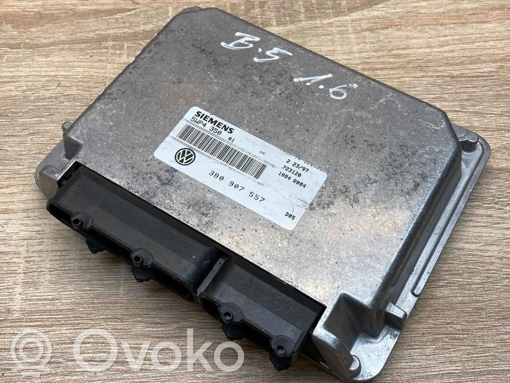 Volkswagen PASSAT B5 Engine control unit/module ECU 