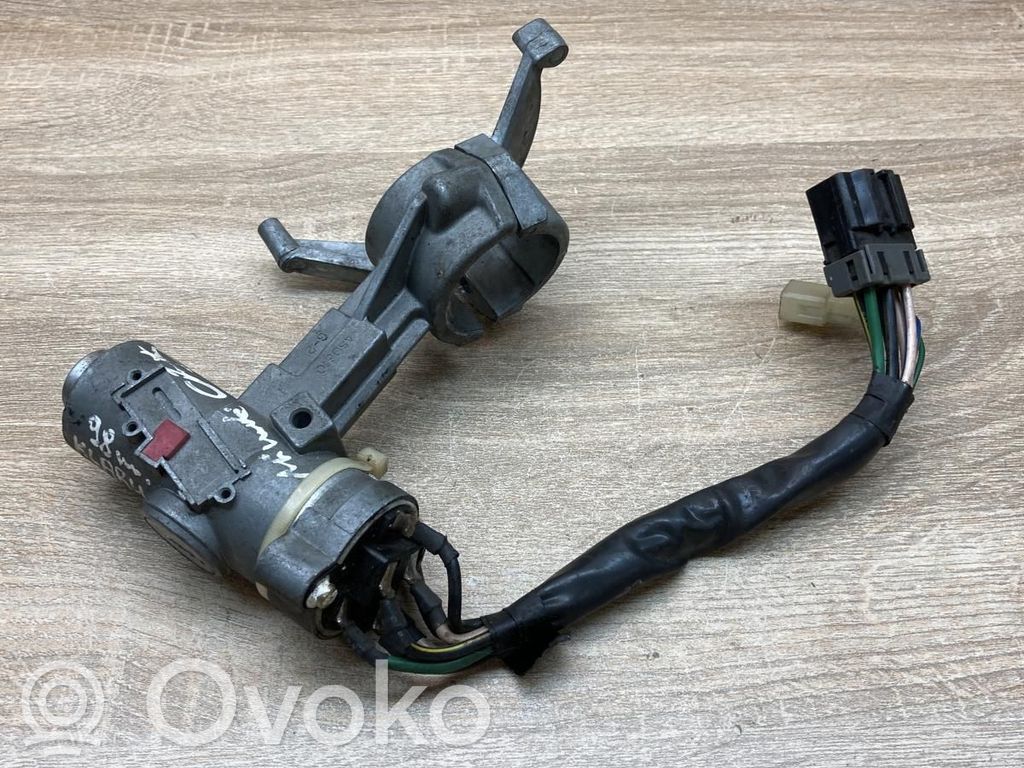 KIA Clarus Užvedimo spynelė 