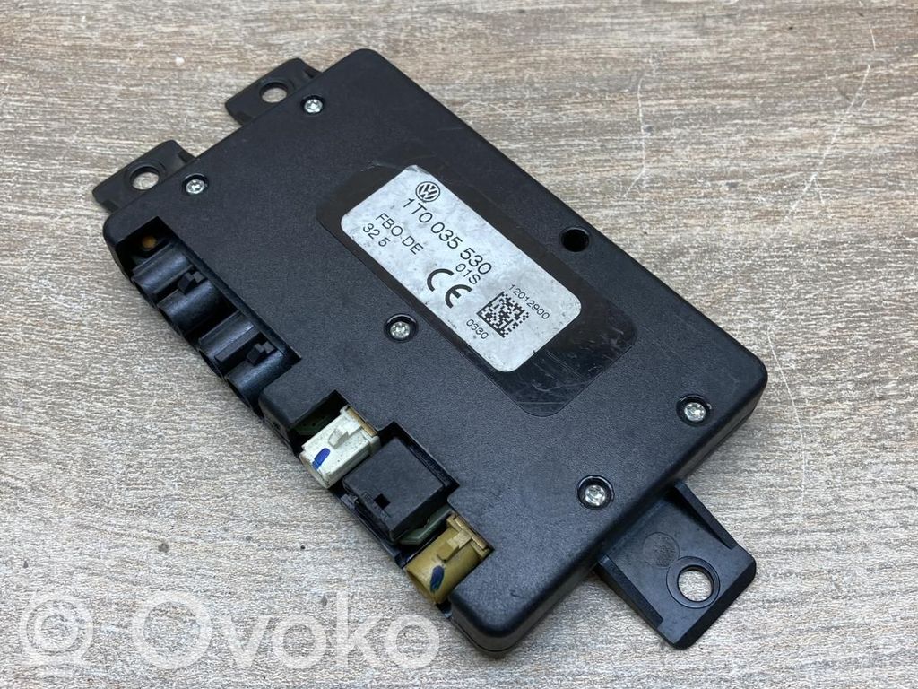 Volkswagen Golf V Amplificator antenă aeriană 