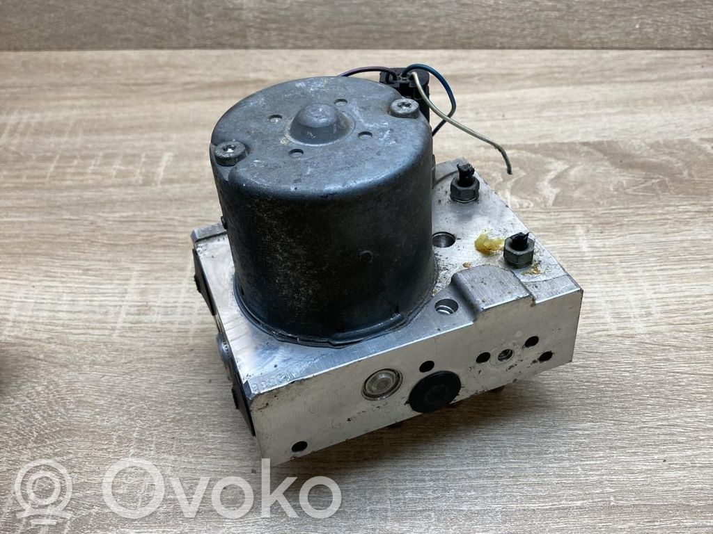 BMW 7 E65 E66 ABS Pump 