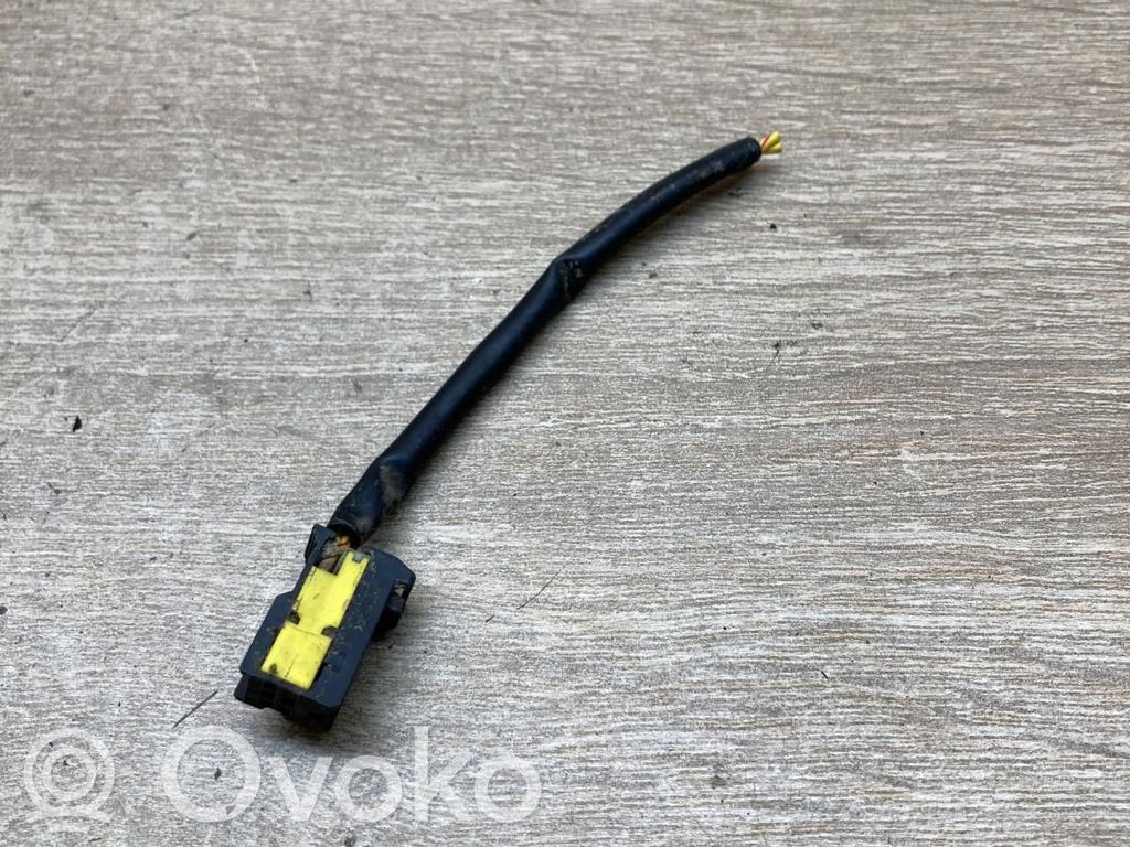BMW 1 E81 E87 Plug wire 