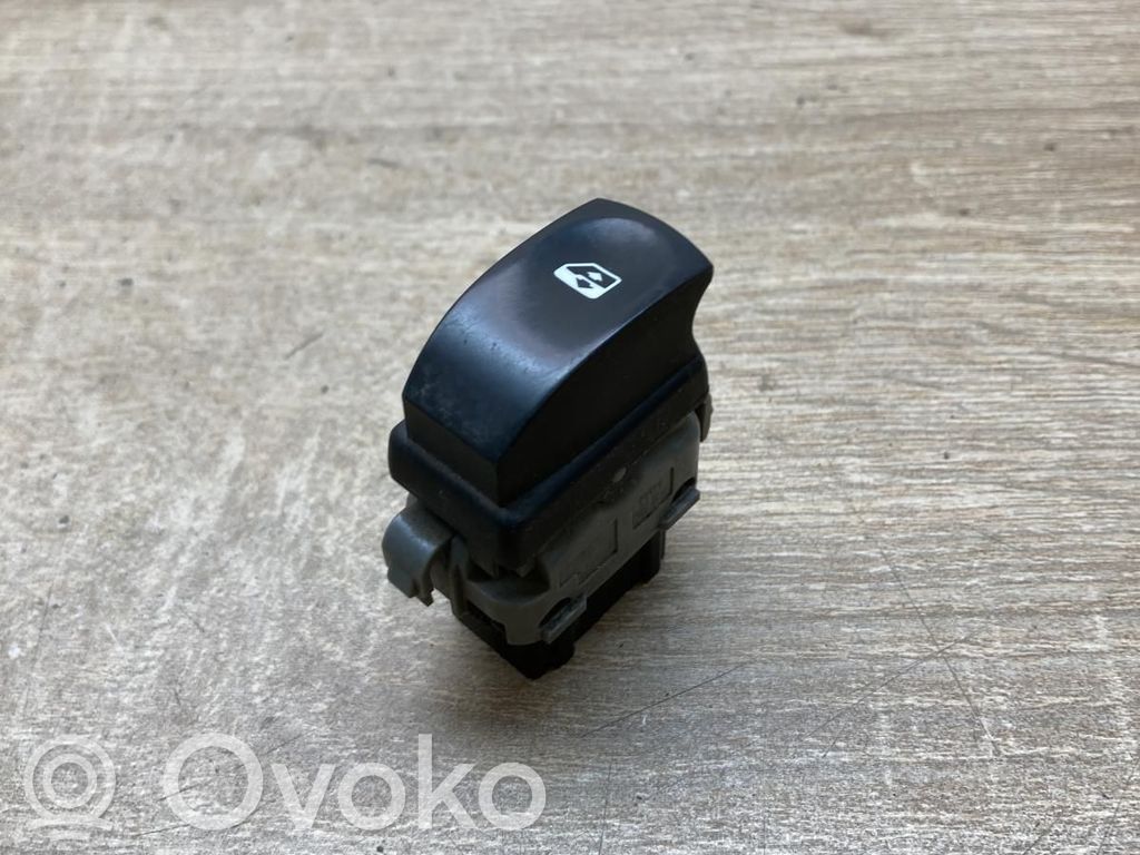 Renault Laguna II Electric window control switch 