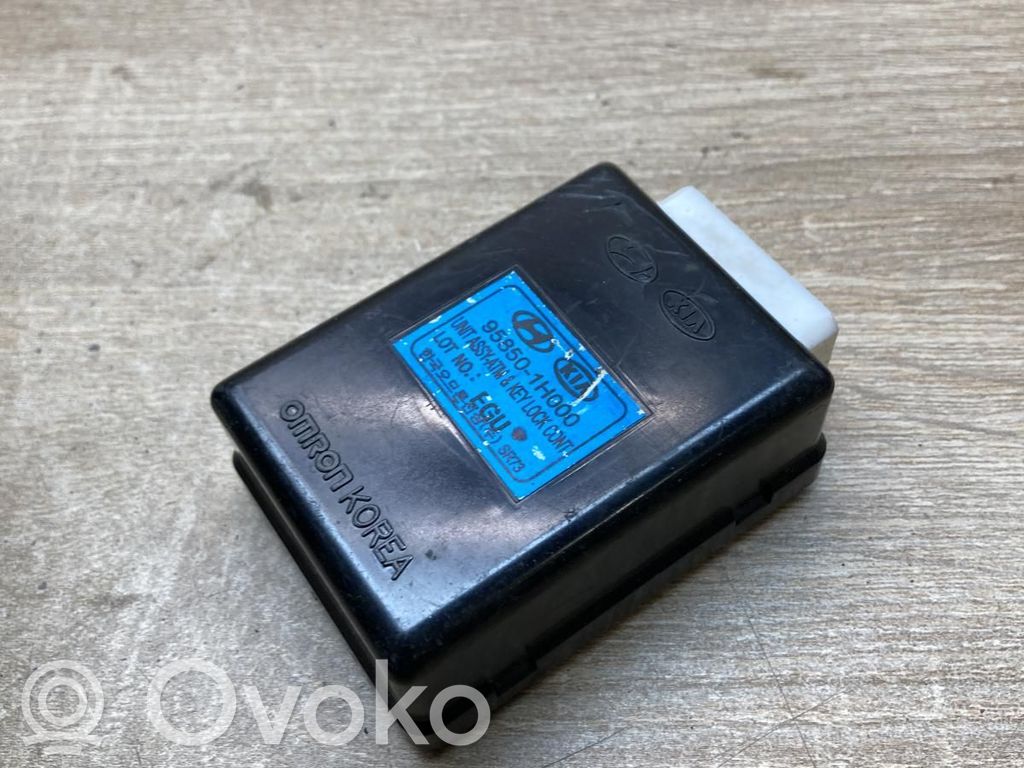 KIA Ceed Door central lock control unit/module 