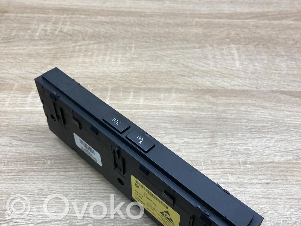 Parking (PDC) sensor switch   9134025,13580860