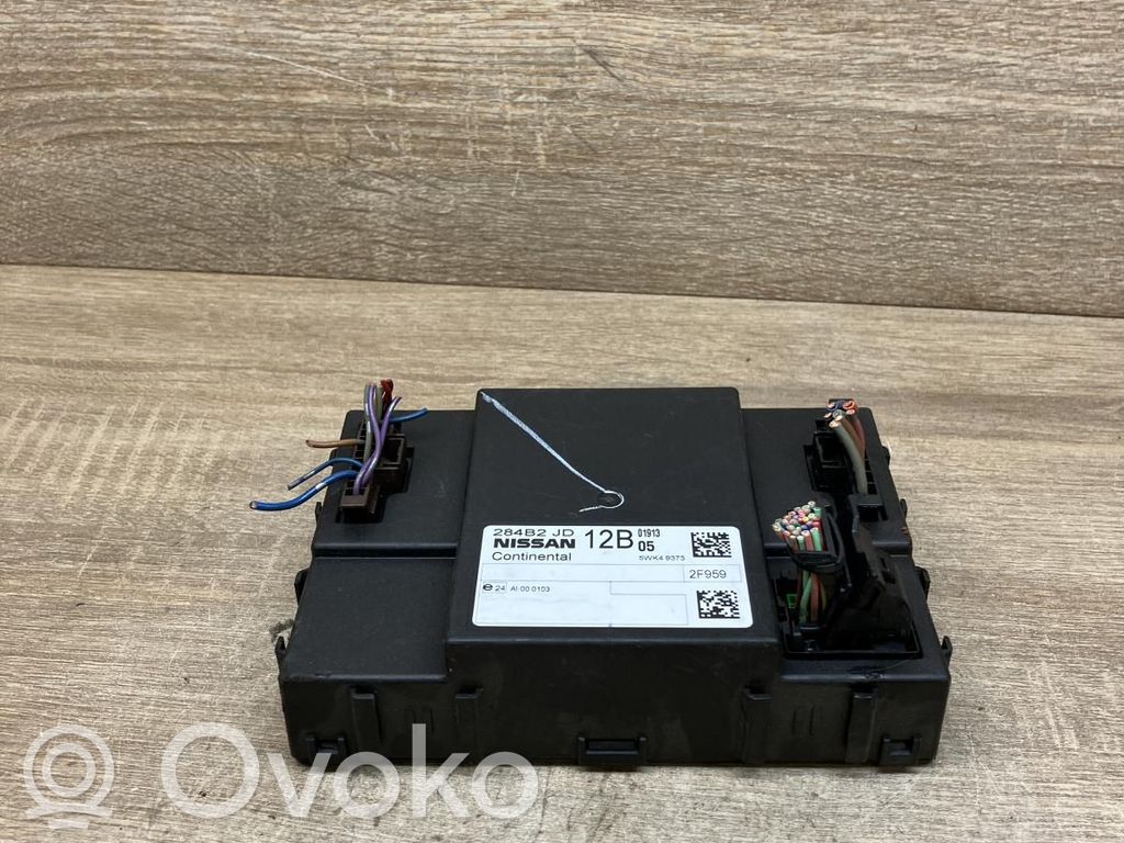 Nissan Qashqai Moduł / Sterownik komfortu 
